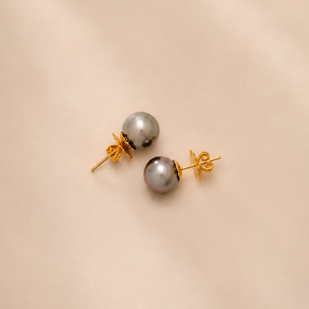 Yellow Gold Tahitian Black Pearl Stud Post Earring Yellow Gold Tahitian Black Pearl Stud Post Earring